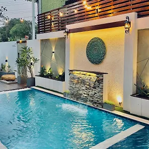 https://8-plus-apartments.kandyhotelsnow.com